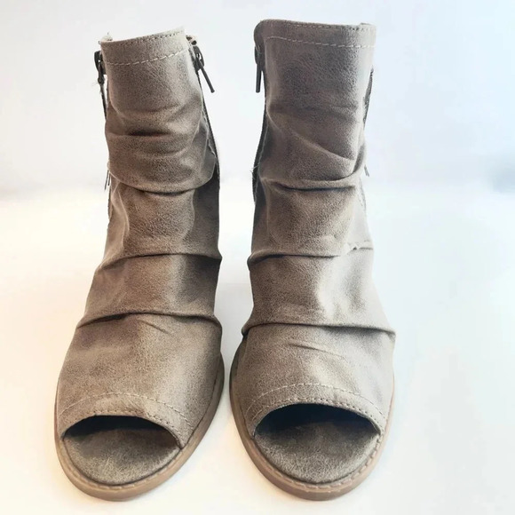 Charming Charlie Open-Toe Ankle Booties Size 7 Color Taupe Heel 3" Inside Zipper - Picture 7 of 9